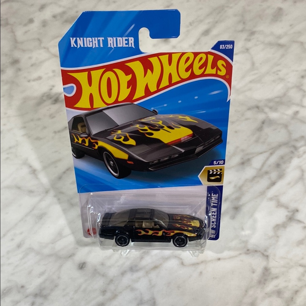 Hot Wheels Black and Yellow Sports Car